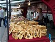Maďarsko - Tokaj - vinobraní, stánky s pamlsky jsou všude