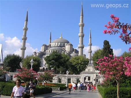 Turecko - Istanbul, Modrá mešita, Sultan Ahmed Camii, stavěna od roku 1609