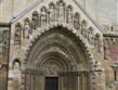 Maďarsko - Zadunají - Ják - skvostný románský portál  kostela, postaven 1214-1256
