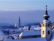 Adventní zájezdy - Rakousko - podvečer v bílém - Dachlandschaft der Altstadt.jpg