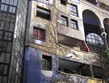eurovíkend -  Rakousko - Vídeň - Hundertwasser Haus.JPG