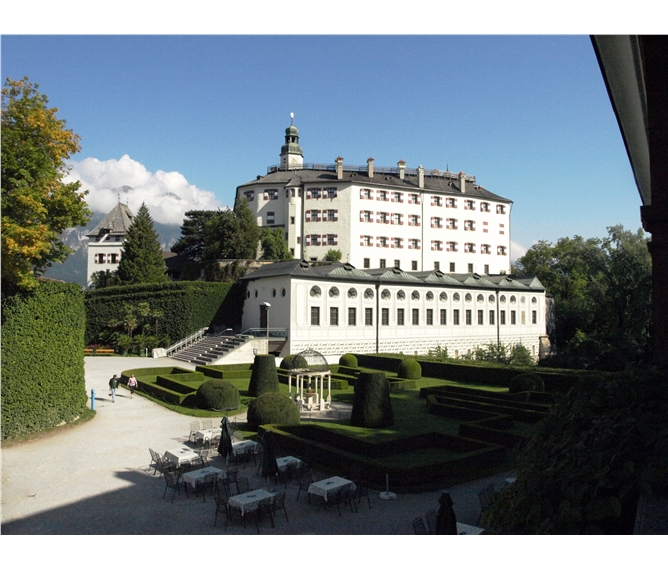 Tyrolský víkend mnoha nej - Rakousko - Insbruck - zámek Ambras arcivévody Ferdinanda
