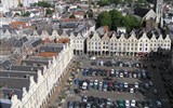 Pikardie, turistika v Ardenách, koupání v La Manche - Francie - Pikardie - Arras, Place des Héros, pohled z věže radnice