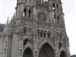 Francie - Pikardie - Amiens, katedrála, jižní věž dokončena 1366, severní 1402