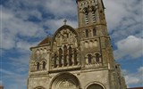 Beaujolais a Burgundsko, kláštery a slavnost vína 2017 - Francie - Burgundsko - Vézelay, bazilika sv.Máří Magdalény