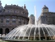 Itálie -Ligurie- Janov, náměstí Piazza De Ferrari s bronzovou kašnou z roku 1936
