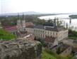 Maďarsko - Ostřihom, klášter pod hradem a široký Dunaj