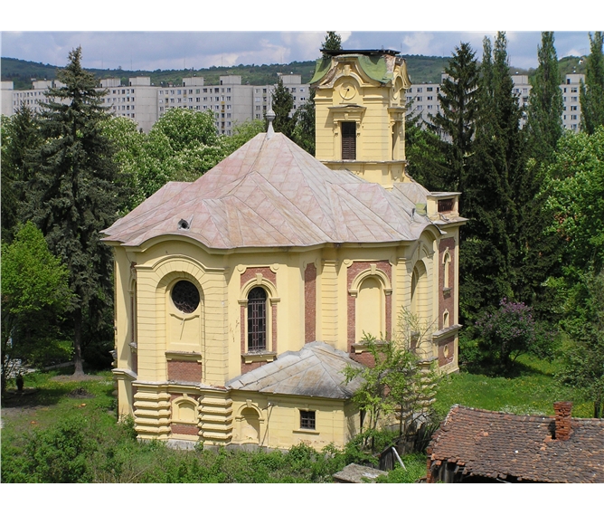 Silvestr v lázních Komárom - Maďarsko -Miskolcz -  Diósgyor, kostel sv.Anny u hradu, původně románský, přestavěn barokně