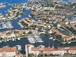 Francie - Provence - Port Grimaud, městčko postavené v 60.letech na ostrůvcích ve stylu italských Benátek