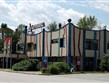 Rakousko - Bad Fischau -jeden z realizovaných projektů Hundertwassera