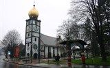 Štýrsko, zážitkový víkend mnoha nej a Medvědí soutěska - Rakousko - Barnbach - kostel od Hundertwassera