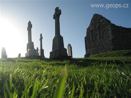 Irsko - klášter Clonmacnoise