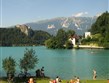 Relaxace v lázních, víno a slavnosti - Slovinsko - Bled - Bledské jezero, hluboké až 45 m, 2,1 km dlouhé, vtékají do něj minerální prameny