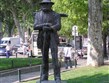 Francie - Provence - Aix-en-Provence - socha slavného rodáka