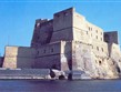 Velkoměsta - Itálie - Neapol - Castel dell´Ovo (Vaječný hrad) postavený na malém ostrůvku Megarides