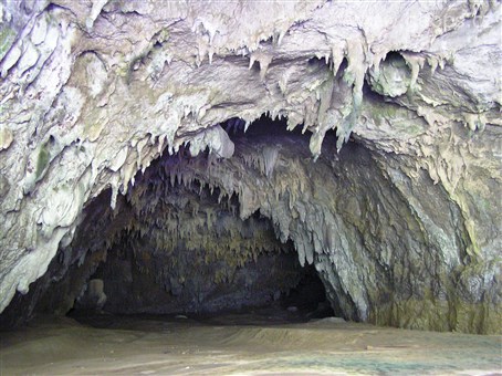 Slovinsko - Škocjanske jeskyně, největší podzemní kaňon na světě, téměř 100 m