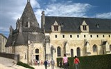 Fontevraud - Francie - zámky na Loiře - Abbaye de Fontevraud, v letech 1804-1963 zde bylo vězení