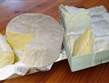 Francie - Camembert, jeden z nejznámějších francouzských sýrů