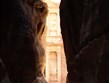Kultura a příroda Evropy - Jordánsko - Petra - tzv. Pokladnice (el-Chazne), asi hrobka některého nabatejského krále