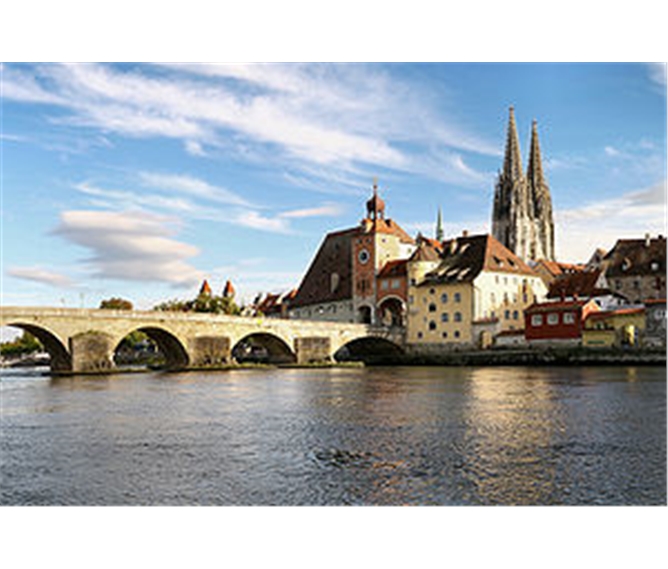 Regensburg, výstava Ludvík Bavor, pivní věž a Kurfiřtské lázně - Německo - Bavorsko - Regensburg, památka nä seznamu světového dědictví UNESCO