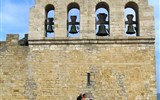 Přírodní parky a památky Provence 2017 - Francie - Provence - Ste Marie de la Mer, kostel s procházkou po střeše