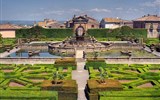 Zahrady krajů Lazio a Umbrie, Den květin ve Viterbu - Itálie - Bagnaia - zahrady Villy Lante vytvořené pro kardinála Gambaru, renesanční, konec 16.století