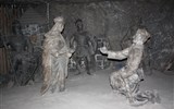 Krakov, město králů a památky UNESCO - Polsko - Vělička - sůl je materiálem pro množství soch