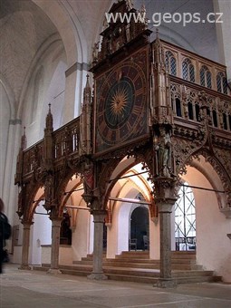 Německo - Lübeck - interiér katedrály