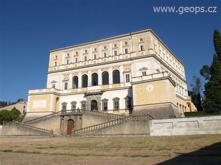 Itálie - Lazio - Caprarola, Palazzo Farnese, architekt G.Barrozi da Vignola, 1556-75