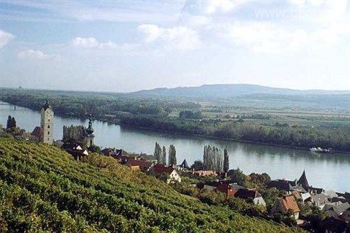 Rakousko - pohled na Dunaj u Křemže