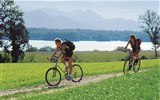 Cyklostezky pod Taurami a Dachsteinem - Rakousko - na kole kolem jezera Chiemsee