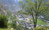 Krásy španělských Pyrenejí a Andorra - Andorra - Andorra la Vella, hlavní město země má asi 20.000 obyvatel