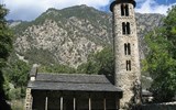 Andorra, srdce Pyrenejí letecky 2019 - Andorra - Andorra la Vella - Santa Coloma, 9.století