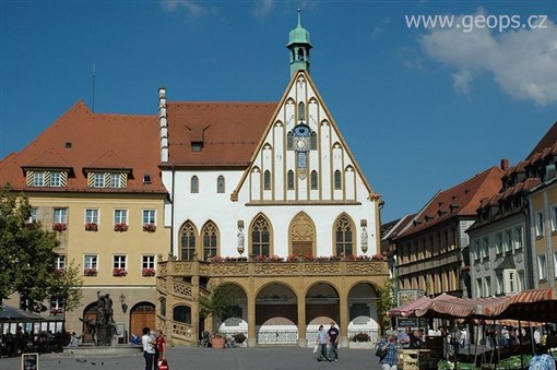 Německo - Bavorsko - Amberg, gotická radnice z roku 1358