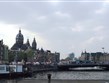 Holandsko - Amsterdam - vlevo kostel Nicolaaskerk, 1884-7, směs různýcg neostylů
