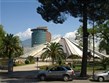 Albánie - Tirana - tzv. Pyramida, původně Muzeum Envera Hodži