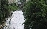 Zlaté údolí a termální lázně - Rakousko - Bad Gastein - vodopád ve městě
