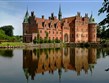 Dánsko - Egeskov Slot, zachovaný vodní zámek z roku 1554
