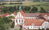 Velikonoce v Lužici, křižácké jízdy a zahrady 2017 - Německo - Pančicy Kukow - cisterciácký klášter Hvězdy Panny Marie, založen 1248