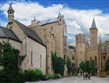 Německo - hrad Hohenzollern - nádvoří s kaplí sv.Michala