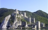 Středověké Srbsko a Kosovo - Srbsko - středověký hrad Golubac nad Dunajem