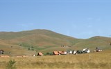 Středověké Srbsko a Kosovo - Srbsko - holé vrchy náhorní plošiny u Zlatiboru (cca 1.000 m n.m.).