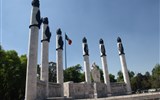 Mexiko, bájná země Mayů, Aztéků a kouzelné přírody - Mexiko - Mexiko City, Pomník kadetů padlých v boji proti USA