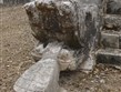 Země Balkánu - Mexiko - Chichén Itzá, Ossarium, hlava hada střežícího jedno ze 4 schodišť na pyramidu