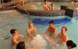 Wellness víkend v Egeru - Maďarsko - vnitřní bazény v termálních lázních Eger