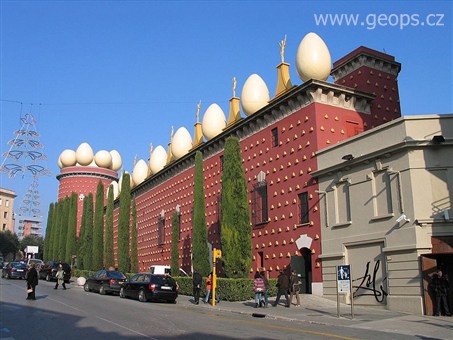 Španělsko - Katalánsko - Figueres - muzeum Dalí