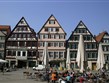 Německo - Tübingen - hrázděné domy na Marktplatz