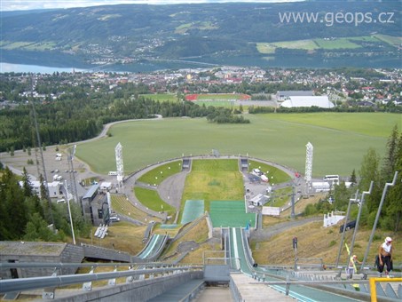 Norsko - Lillehammer - pohled z olympijských skokanských můstků