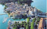 Dolomity, Lago di Garda a opera ve Veroně 2017 - Itálie - Lago di Garda - Sirmione