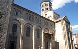 Francouzské sopky kraje Auvergne - Francie - Auvergne - Clermont-Ferrand - románská Notre Dame du Port